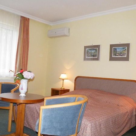 Apartment Pension Rideg Hévíz מראה חיצוני תמונה